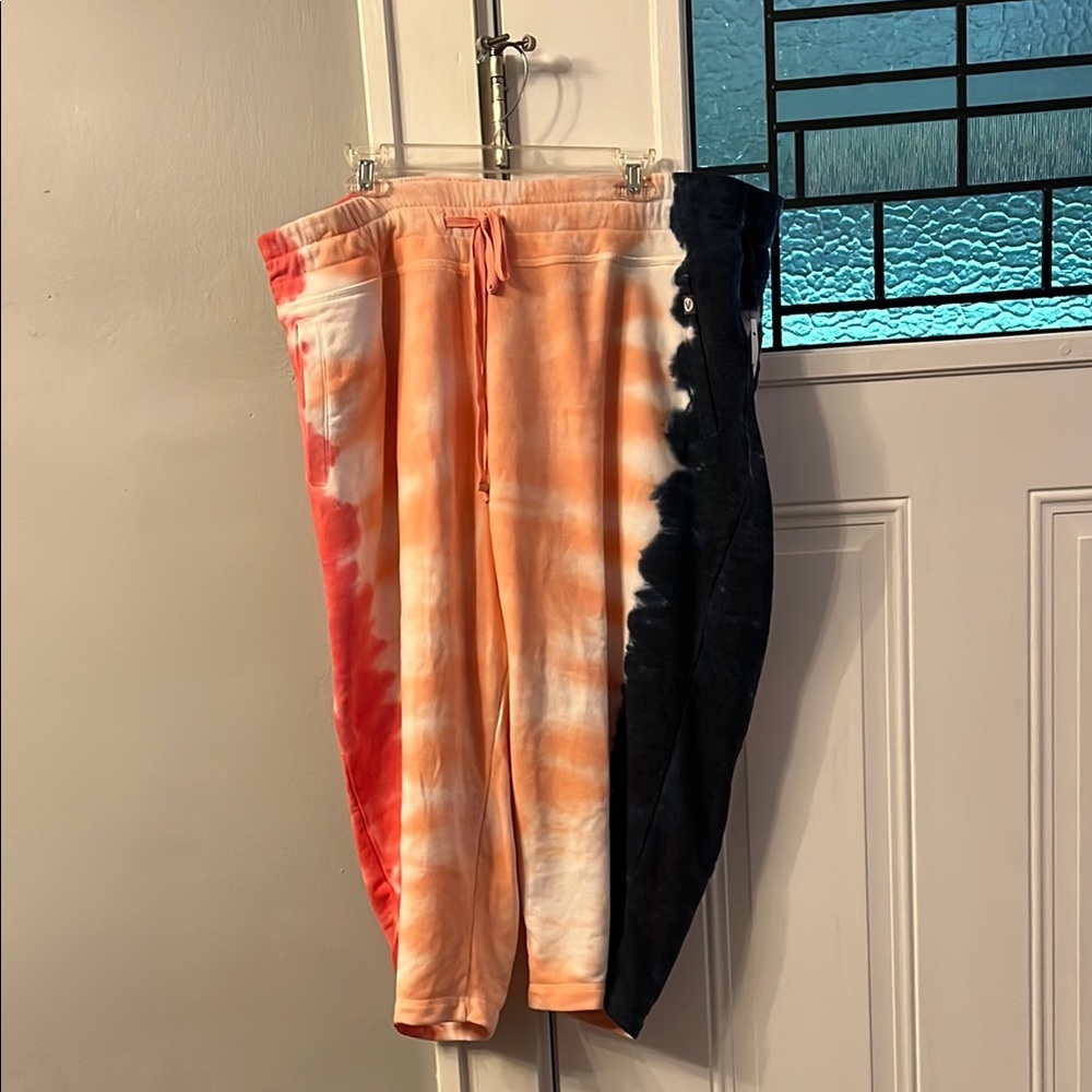 NWT Tie-Dye Cropped Joggers - Multicolor SZ 22/24